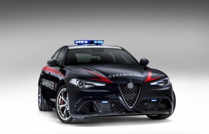 Vozidlá talianskej Polície: Športová Alfa Romeo Giulia s výkonom 510 koní!