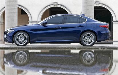 Nová Giulia ukazuje techniku. Na výber sú len 2 motory