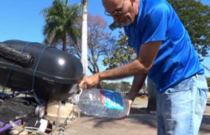 Koniec jednej éry? Motocykel prejde 500 km na jeden liter vody!
