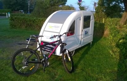 Karavanom bez motora! Minimalistický cyklo karavan pre dvoch za 3500 eur!