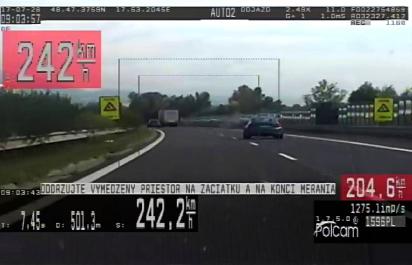 Na D1-tke šiel 242 km/h. Ako sa vyhovoril?