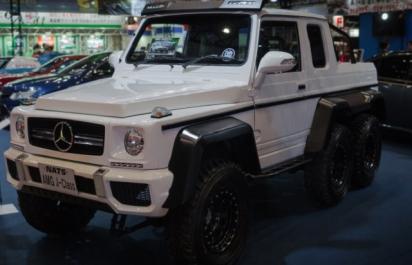 Mercedes-Benz G63 AMG 6x6 len za 7 900 eur!