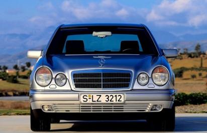 Nezničiteľná legenda: Vek 18 rokov - na predaj ako nová!