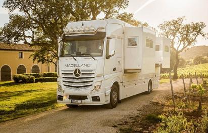 Kamión prerobený na luxusný karavan!