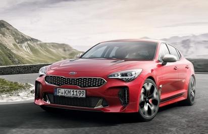 Kia Stinger, V6, 370 koní a 270 km/h! Kórejec mieri medzi športiaky!