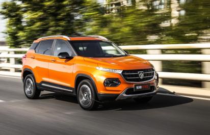 Vybavené SUV za 8 800€? Treba ísť do Číny!