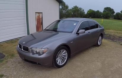 Američan kúpil BMW 7 za 4,5% pôvodnej ceny. Koľko zhltli opravy?