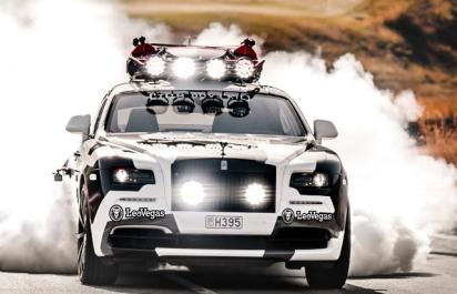 Video: 810-koňový 12-valcový Rolls-Royce Wraith!