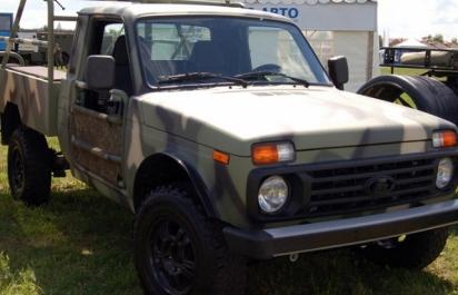 Dostupná cena + lacná oprava? Armádna Lada Niva!