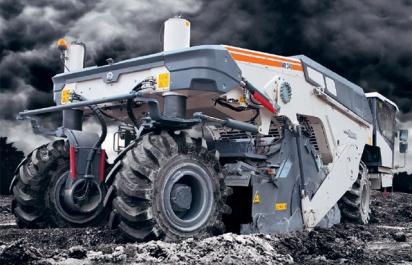 776-koňové 4x4 monštrum: Postaví cestu aj v bahne, váži 31,7 tony! 