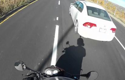 Šialená jazda motorkára: Z TN do Bánoviec nad Bebravou za 7 minút!