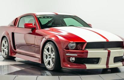 V10 4x4 beštia: Ford Mustang z Lamborghini Gallarda! 