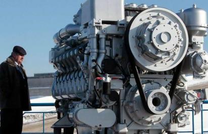 Motor so spotrebou 1 300 l/100 km! Najsmädnejší na svete!