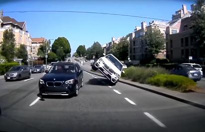 VIDEO: nehoda dvoch SUV BMW, sú bezpečné?
