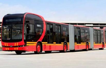 Najdlhší autobus na svete: Meria 27 metrov, odvezie 250 osôb! 