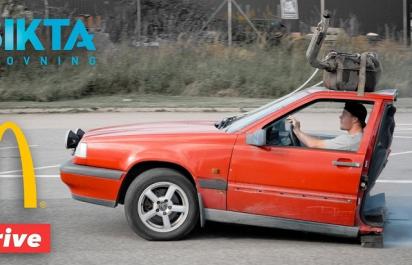 Švédsky experiment: Volvo jazdí aj bez polovice vozidla!