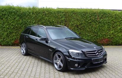 Za cenu Octavie je tento Mercedes AMG s 550 koňmi!