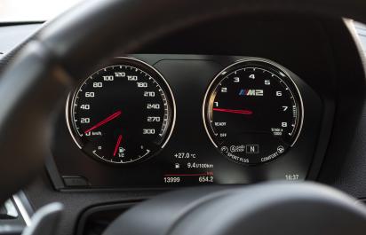 Výpočet spotreby paliva: Ako na to? Ako si vypočítať reálnu spotrebu paliva a skutočné náklady na prevádzku auta?