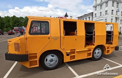 Autobus, aký si ešte nevidel. Jazdí do podzemia!