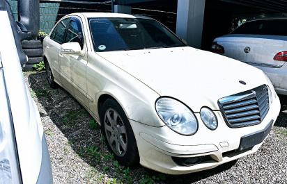 Oplatí sa kúpiť starý taxík? Mercedes, 638 800 km, len 1 590 €!
