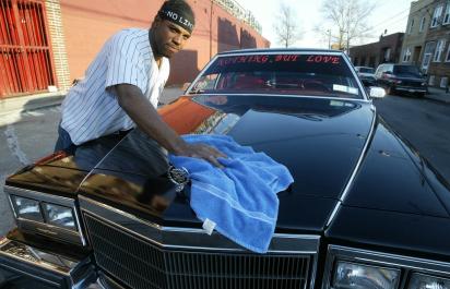 Vodiči okolo 30-tky svoje autá už neumývajú!