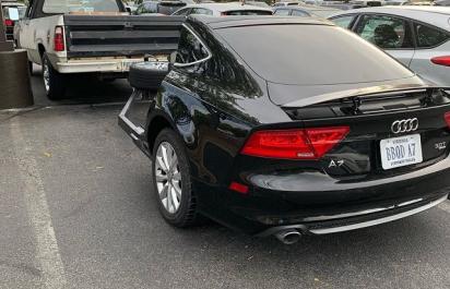 Audi A7 s nečakaným využitím: Najpraktickejší gril na svete