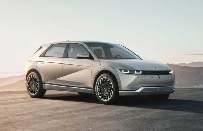 Nový elektrický Ioniq 5 nabije sto kilometrov dojazdu za 5 minút