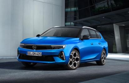 Opel Astra Sports Tourer: Veľký kufor a hybridné pohony prichádzajú