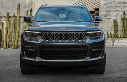 Nový Jeep Grand Cherokee bude najskôr ako predĺžený model L