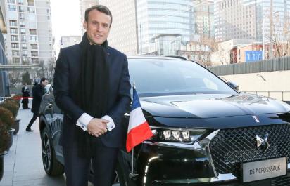 Pancierový 4x4 prezidentský špeciál: Predĺžená hybridná SUV limuzína, jediná na svete!