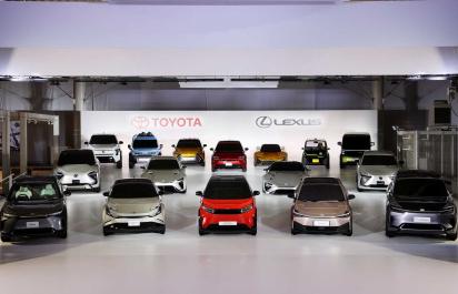 Toyota odhalila svoju elektrickú ofenzívu