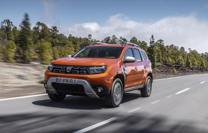 Dacia vylepšila svoje SUV Duster, nové logo však ešte nemá