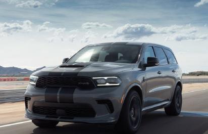 Najsilnejšie SUV sveta: Hellcat beštia pokorí Urus s 96 km/h za 3,5 s.!