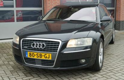 Luxusné Audi A8 s V8 na predaj za 3% pôvodnej ceny!