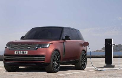 Nový Range Rover: Z veľkého sa stal obrovský