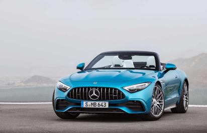 Mercedes-AMG SL43 má štyri valce a know-how z F1