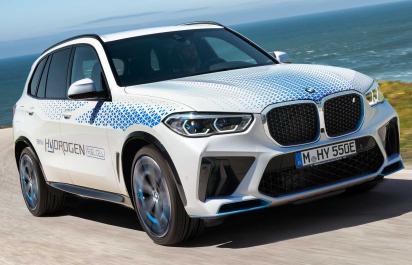 BMW už vyrába vodíkové iX5 Hydrogen