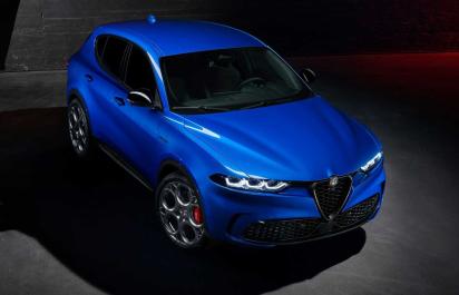 Alfa Romeo Tonale predvádza ako má vyzerať menšie SUV