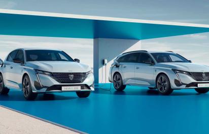 Nový Peugeot e-308 má novú baterku a motor