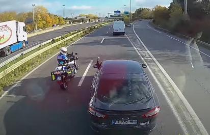 Video: Trest za vybrzďovanie - Nikdy neprovokuj vodiča kamiónu!