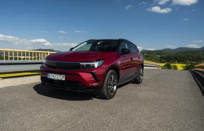Opel Grandland: Do bežného sveta stačí aj trojvalec 
