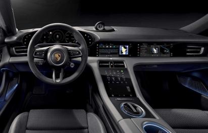 Porsche vylepšilo svoj infotainment, má bezdrôtové Android Auto