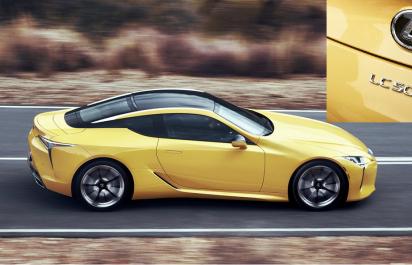 Kráľ nájazdu: 300 000 km s 5 l V8 športiakom! 