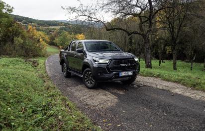 Toyota Hilux GR Sport: Kráľ nezničiteľnosti má športový prevlek