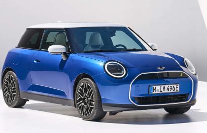 Nové malé MINI bude len elektrické, nový Countryman zatiaľ ostáva tiež iba s elektrikou