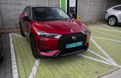 DS3 E-tense po facelifte: Nie je to len o peknej tváričke