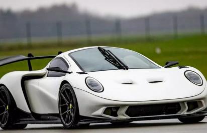 Porsche za 25 000 €: Urob si sám sada z Litvy!