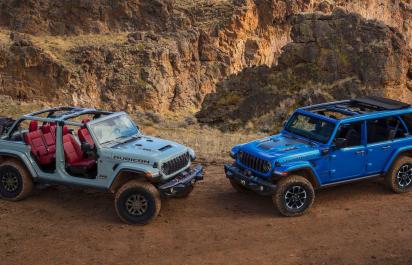 Jeep aktualizoval Wrangler, má menšiu masku