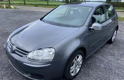 Skoro nejazdený Golf TDI za 6 500 €!