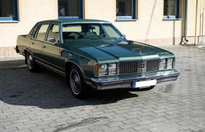 Top 5 retro sedanov z ponuky Autobazar.EU